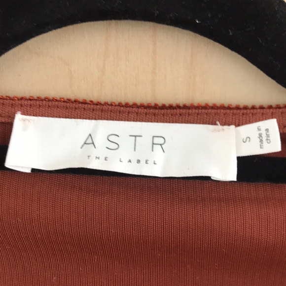 NWT ASTR The Label Tess velvet ribbed bodysuit - Picture 8 of 12